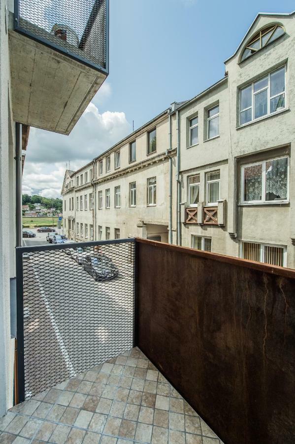 Brand New Studio In Old Town By Hostlovers Kaunas Esterno foto